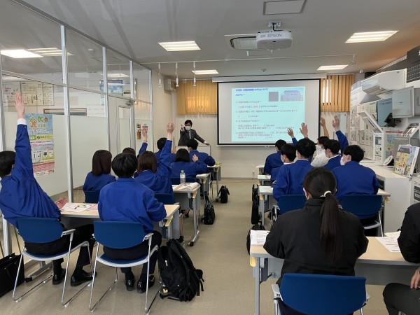 ライフソリューション　寺嶋執行役